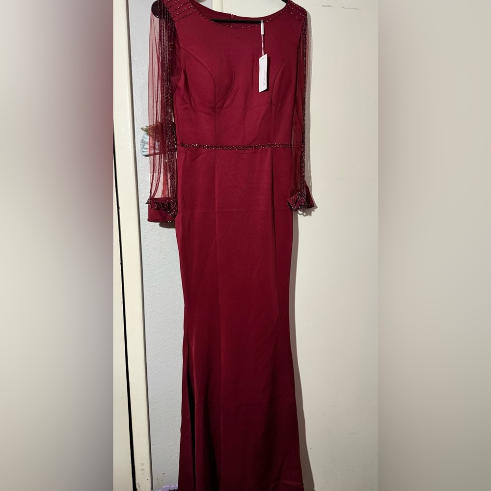 Kalinnu Burgundy Women Long Maxi Dress with long sleeves Size M/L